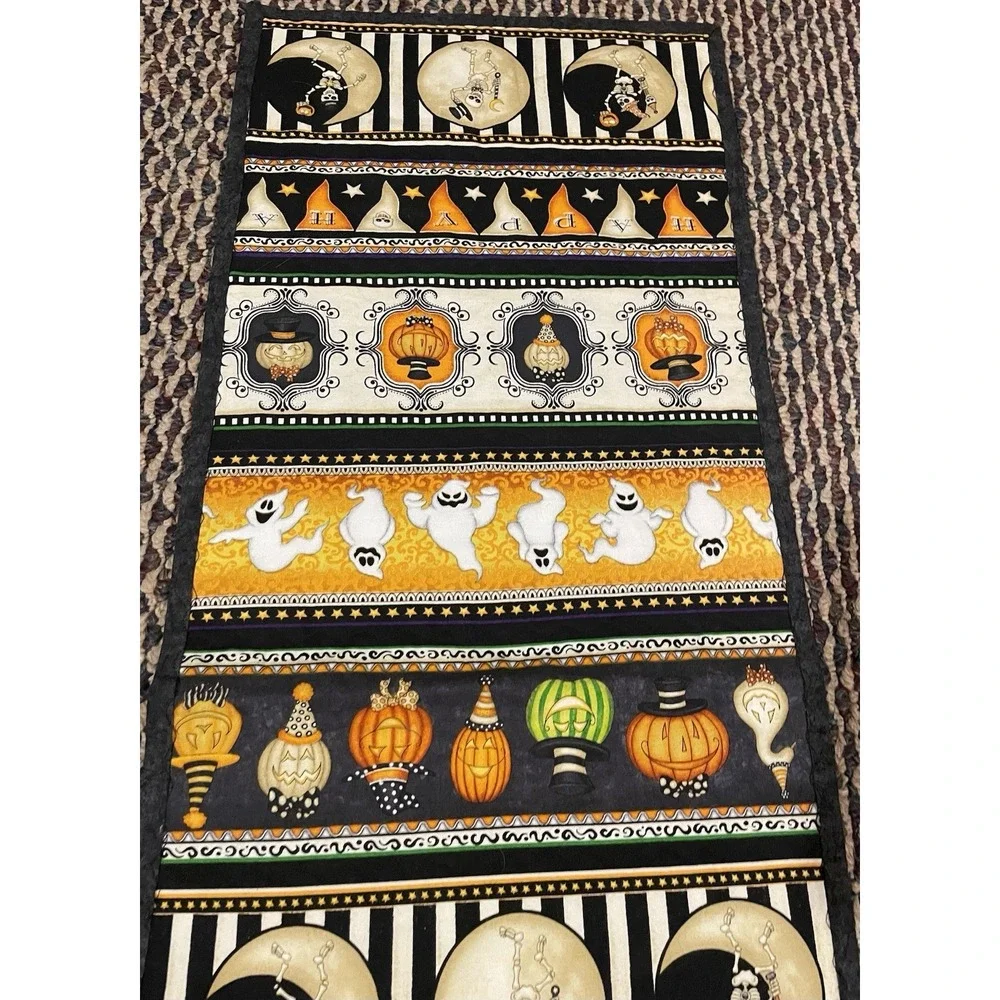 Handmade Halloween Table Runner Reversible Skeleton Pumpkin Ghosts 13